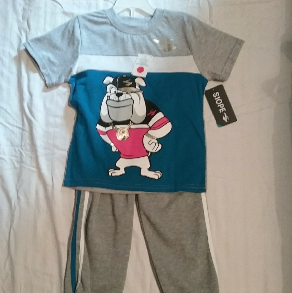 Brand new youth boys size 5/6 pants outfit